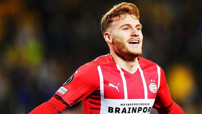 甲舞台有着 甲舞台有着