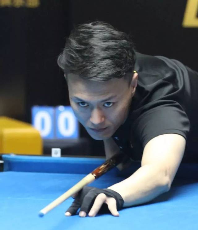 科瓦奇带领 科瓦奇带领