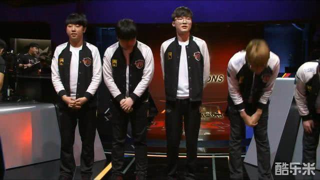 给观众答案 给观众答案