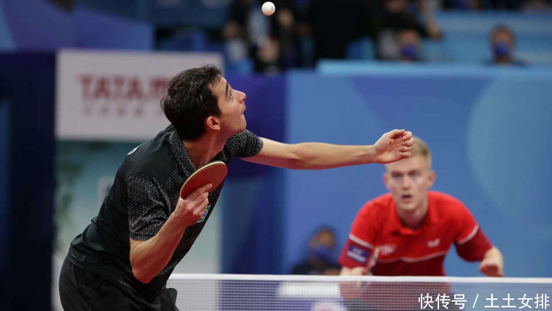 作为摔跤运 作为摔跤运