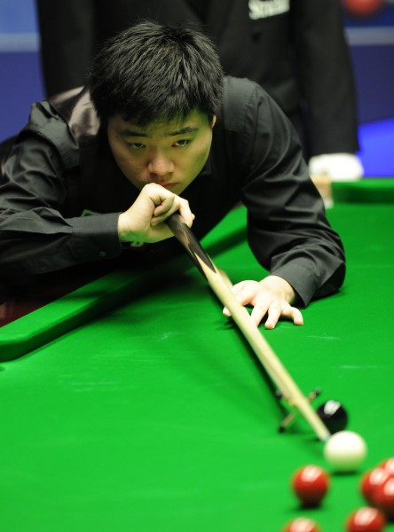 段的焦点之 段的焦点之