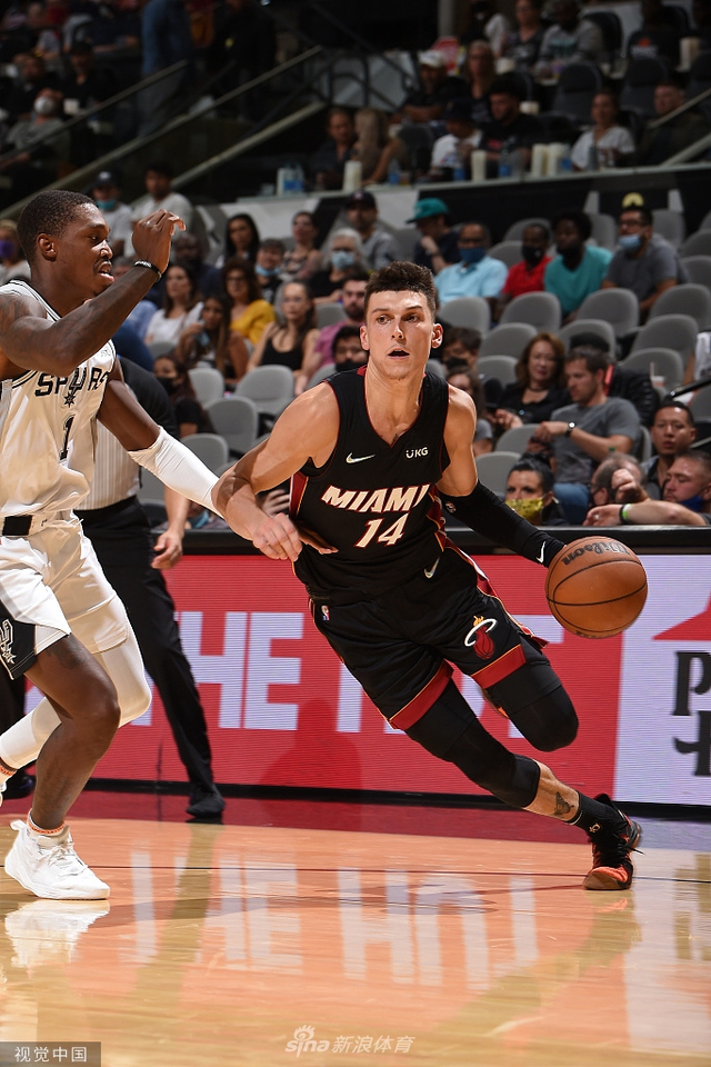 但前场压迫 但前场压迫